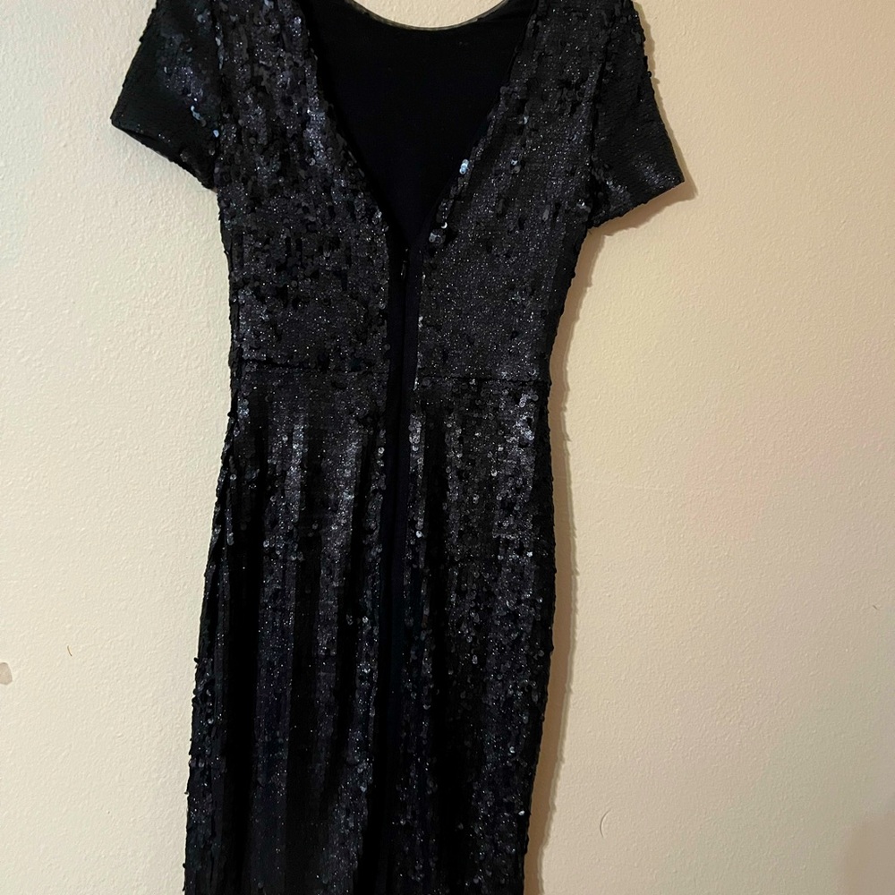 BLACK SEQUIN BCBG MAXAZRIA DRESS